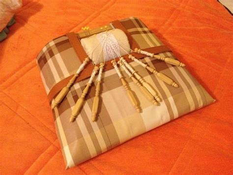 A french seam will ensure that all the raw edges are hidden. made by Igor Beros. a French style pillow