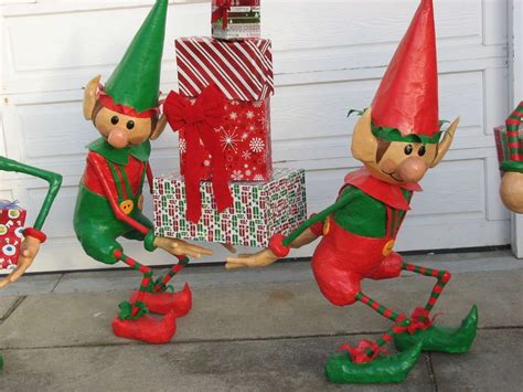 Santas Elves Yard Display Diy Christmas Elves Elf Christmas