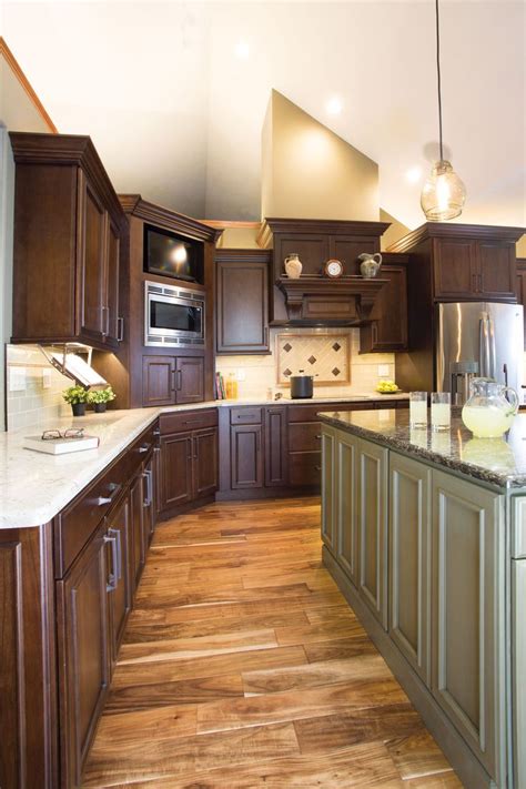 Check out our kitchen cabinets selection for the very best in unique or custom, handmade pieces from our etsy uses cookies and similar technologies to give you a better experience, enabling things like StarMark Cabinetry's Harbor door style in Cherry finished ...