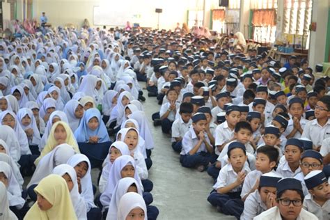 Pakaian Seragam Srih 2016 Sekolah Islam Hidayah