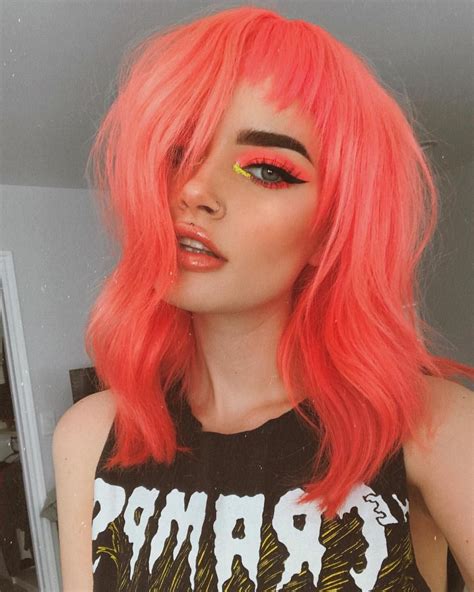 Neon Peach Atleeeey Hair Color Is Electric Paradise Porange By