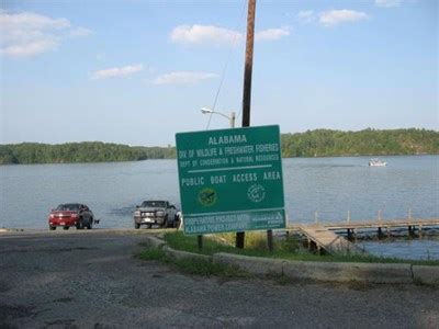 Recreational fishermen, tournament fishermen, and fishing guides should have the right to access a free public launch ramp (s) on the shores of greenwood lake (ny/nj) due to the growing and apparent privatization of this resource by landowners/marina owners/operators and staff. Lake Mitchell Public Boat Ramp - Boat Ramps on Waymarking.com