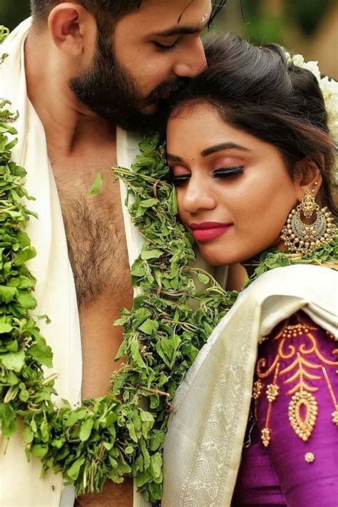 25 Poses For South Indian Wedding Couples Indian Wedding Couple