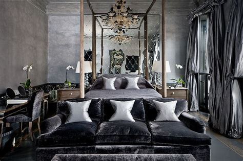 14 Unbelievably Sexy Bedroom Decorating Ideas Shared By Best Interior