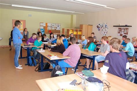 Τα νέα και οι τελευταίες ειδήσεις με θέμα: Κορονοϊος σχολεια: Ανοιγουν σταδιακα οι ταξεις για να υποδεχθουν μαθητες στην Δανια