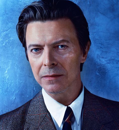 He was also an accomplished actor, a mime and an intellectual, as well as. 16 Rarely Seen Portraits Of David Bowie - Iconic and ...