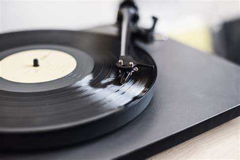 Identifying the Parts of a Record Player | Klipsch