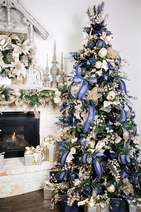 Christmas Tree Ideas And Decor Trends For 2022 Decorator S Warehouse