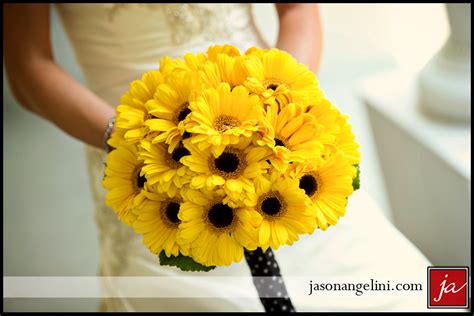The general meaning of these flowers is love, affection and admiration. Color meaning: yellow - All my wedding flowers