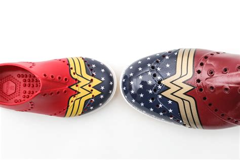 Get The Official Wonder Woman Shoes Just In Time For Ww84