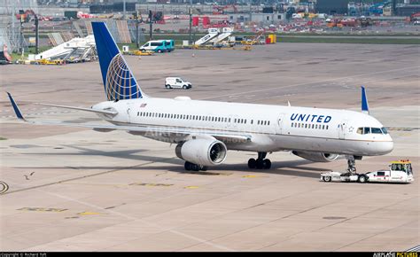 N12109 United Airlines Boeing 757 200 At Manchester Photo Id