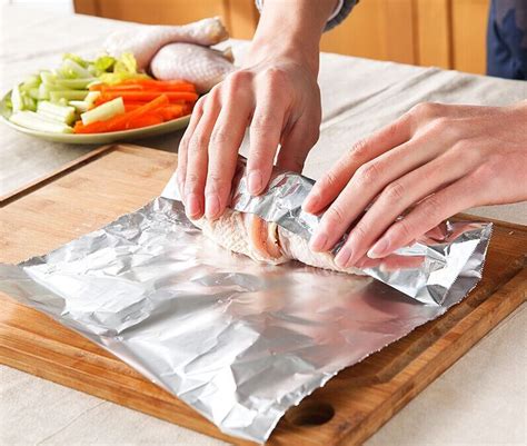 Wrapping Food In Aluminium Foil Before Cooking Can Be Bad ...