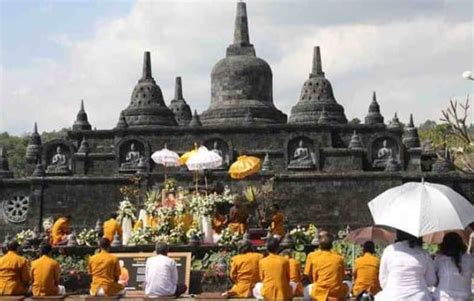 Sejarah Pengeruh Hindu Buddha Dalam Kehidupan Masyarakat Indonesia
