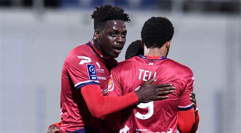 Стад де альпс , grenoble , франция. Tout bon pour Auxerre, Grenoble et Clermont