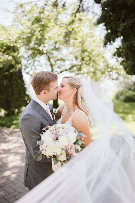 Stunning Winery Wedding In Spokane Apple Brides