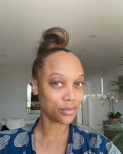 Tyra Banks Stuns With Makeup And Wig Free Snap As Shes Praised For