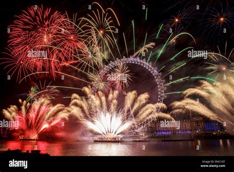 Londons New Years Fireworks Display Stock Photo Alamy