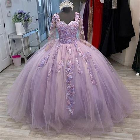 Light Purple Ball Gown Quinceanera Dress Sweetheart 2020 Applique Long Sleeves Sweet 16 Dress