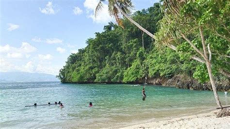 Wisata Papua Indahnya Pantai Pasir 2 Yang Dekat Dengan Kota Jayapura