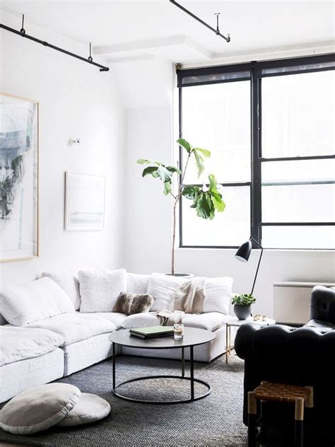 20 Tips For Creating A Minimalist Home According To Experts