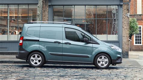 Ford Transit Courier Ford Es