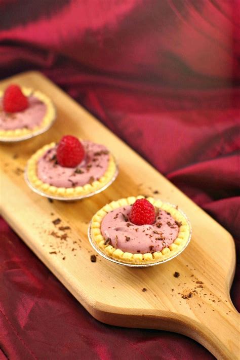 Raspberry Tiramisu tarts | tartlets, mini dessert- Food Meanderings ...