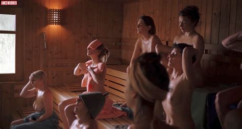 Heated A Sauna Session Nude Pics Страница 1