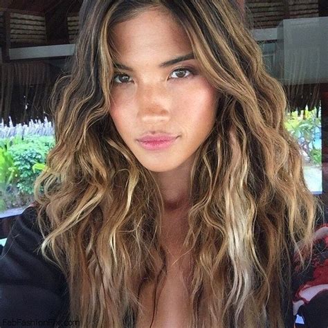 perfect beach waves on long hair with honey color and highlights honey beachwaves hairstyle