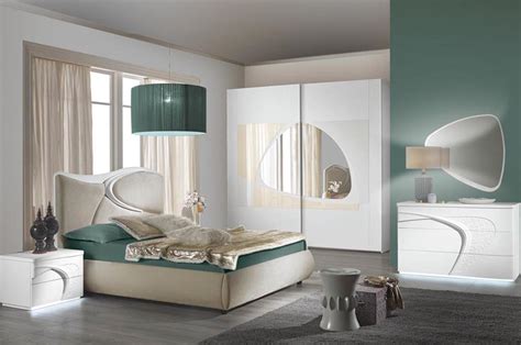 La camera da letto è l'ambiente più intimo e personale della casa. Melody | Camere da letto moderne | Mobili Sparaco