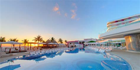 Temptation Cancun Resort Party Hotel Swingers Singles En Stellen