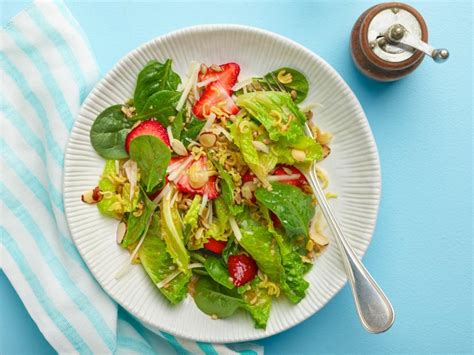 Trisha yearwood's orzo salad made lighter (180 calories | 5 5 5 myww *smartpoints value per serving). Strawberry Salad Recipe | Trisha Yearwood | Food Network
