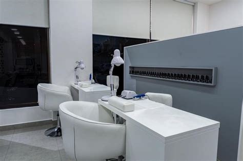 beauty salon for sale in dubai united arab emirates seeking aed 600 thousand
