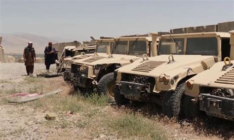 Afghanistan Footage Shows Taliban With Brand New Us Weapons And