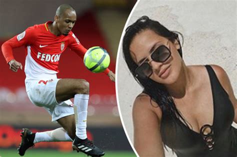 Man Utd News Fabinhos Wife Targeted On Instagram By Fans Over