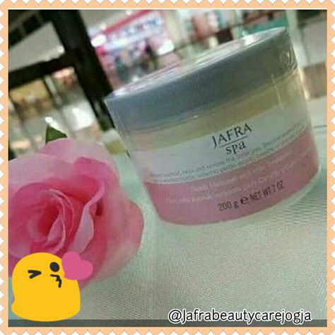 Scalp massage hair treatment