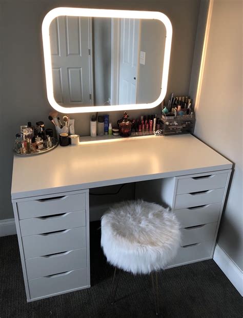 5 Makeup Vanity Ideas For Bedroom A Guide To Your Beauty Station
