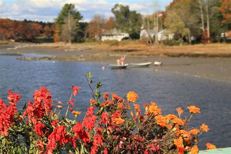 Fall Foliage And Autumn Images Of Kennebunkport Maine And Kennebunk