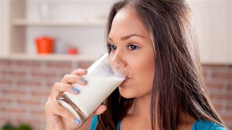 what drinking milk every day really does to you youtube