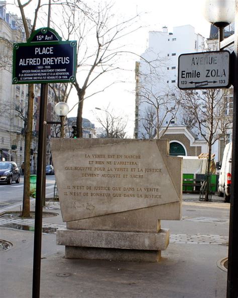 Avenue Mile Zola Left In Paris