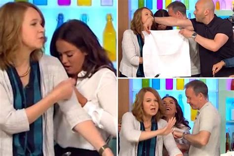 Vicky Pattison Suffers Embarrassing Wardrobe Malfunction As She Gets Tangled Up To Vicki