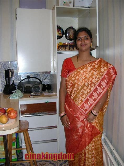 desi nude indians sexy aunties in hot saree photo gallery