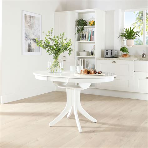 Hudson Round White Extending Dining Table With 4 Bewley