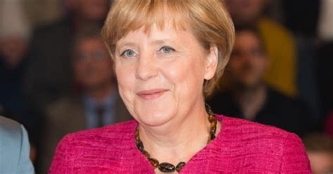 Angela merkel schrieb 2005 mit der ernennung zur bundeskanzlerin deutschlands als erste frau im amt geschichte und hält diesen posten bis heute inne. Angela Merkel: Geburtstag mit 1.000 Gästen