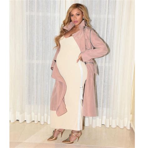 Photos From Beyoncés Maternity Style