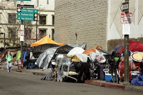 The Challenge Of Ending Homelessness On Las Skid Row Los Angeles Times
