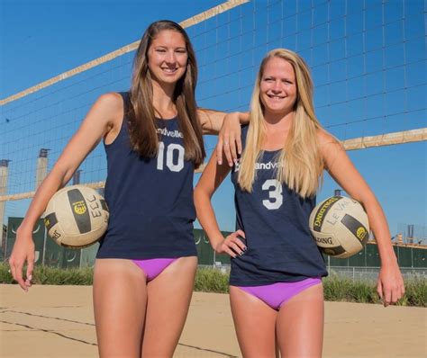 Sand Volleyball Duo Leads The Way For The Warriors El Cami Daftsex Hd