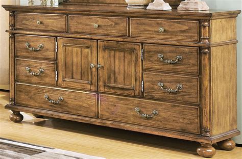 Cumberland Antique Pine Dresser From New Classic Coleman Furniture