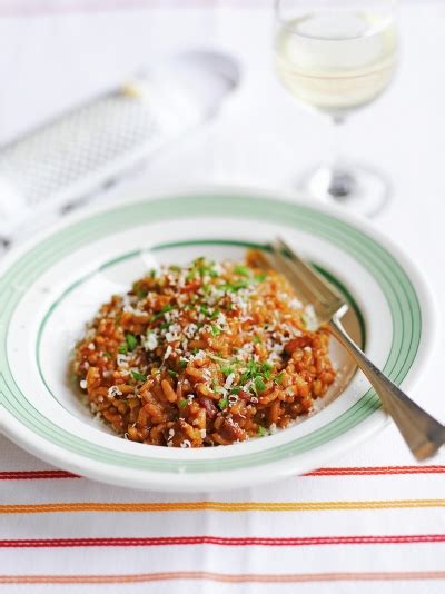 October is a magical month for produce, when the last of summer's tomatoes sit next to fall's new crop of chicories, brassicas, and the first apples of the season. Dinner Party Recipes | Jamie Oliver