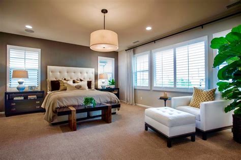 With this in mind, these are the eight ways i have found to create a master bedroom that is a relaxing haven. Pin by Capusine Clemons on Bed room | Peaceful bedroom ...