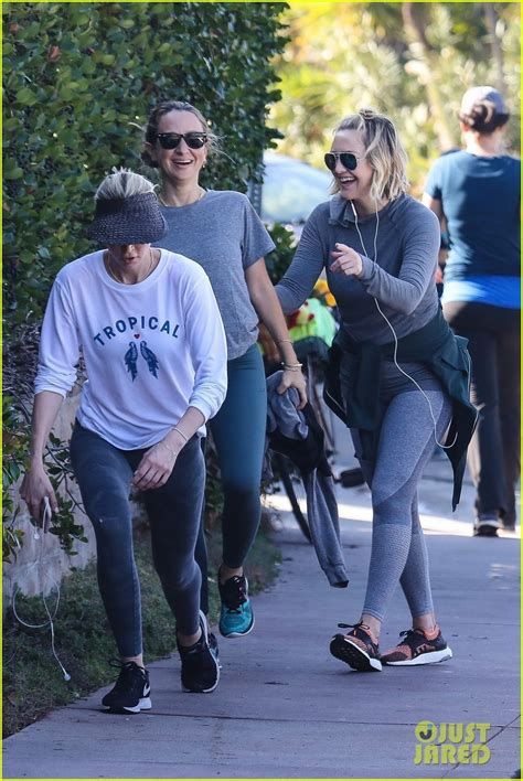 Full Sized Photo Of Kate Hudson Works Up A Sweat With Her Pals 05